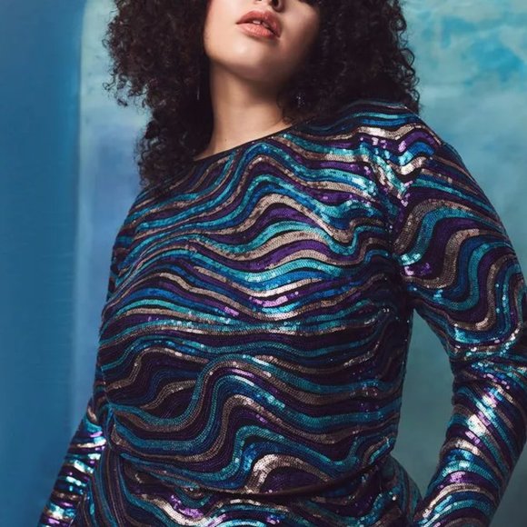 Wavy Sequin crop top and midi skirt from ELOQUII - Picture 3 of 5